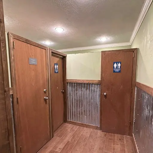 Indoor-changing-room